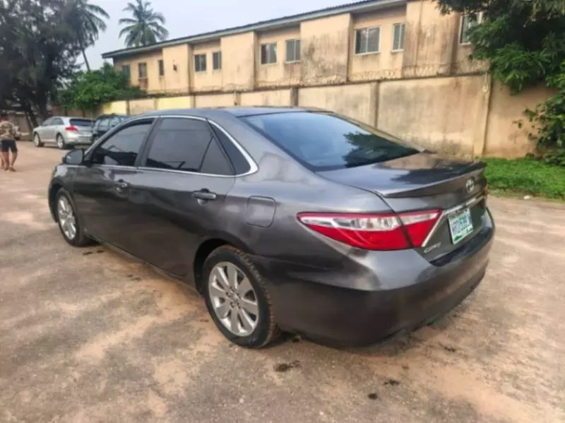 Toyota Camry   - 2017