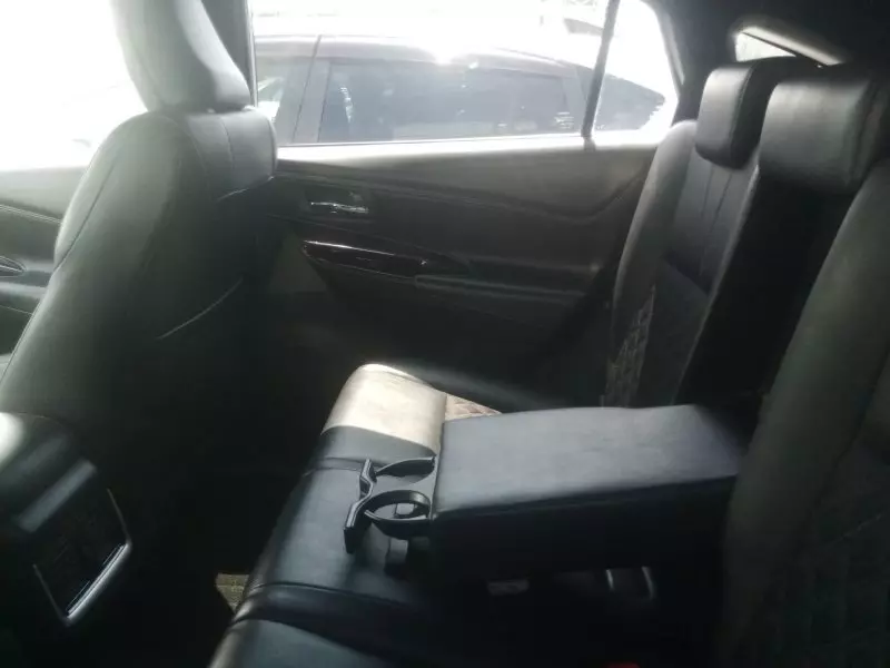 Toyota Harrier   - 2017