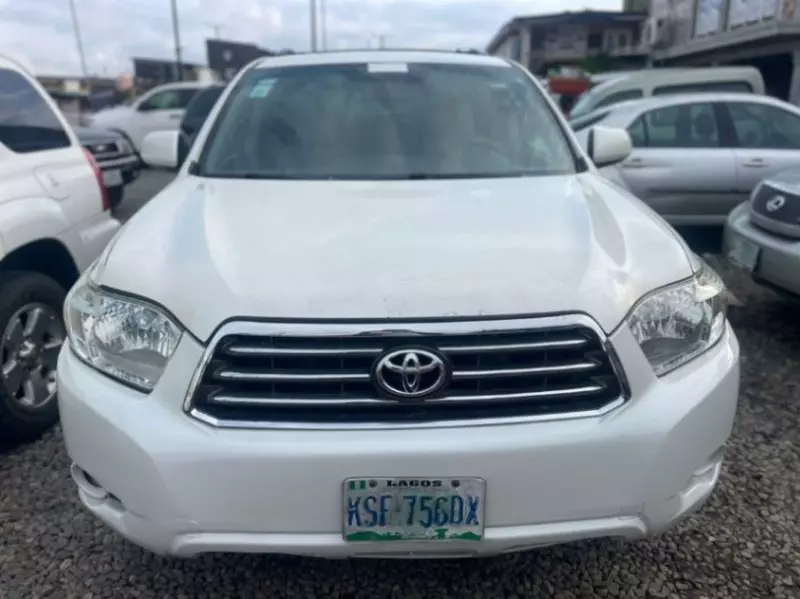 Toyota Highlander   - 2009