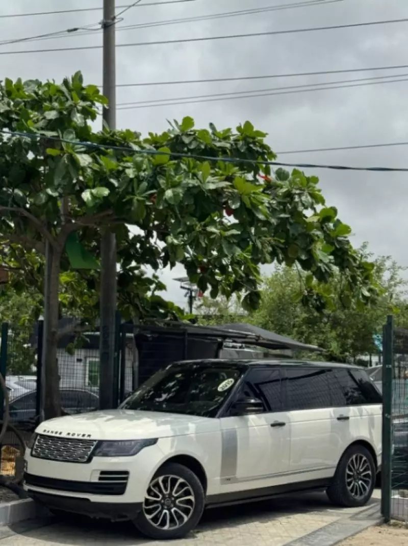RANGE ROVER HSE LR4   - 2015