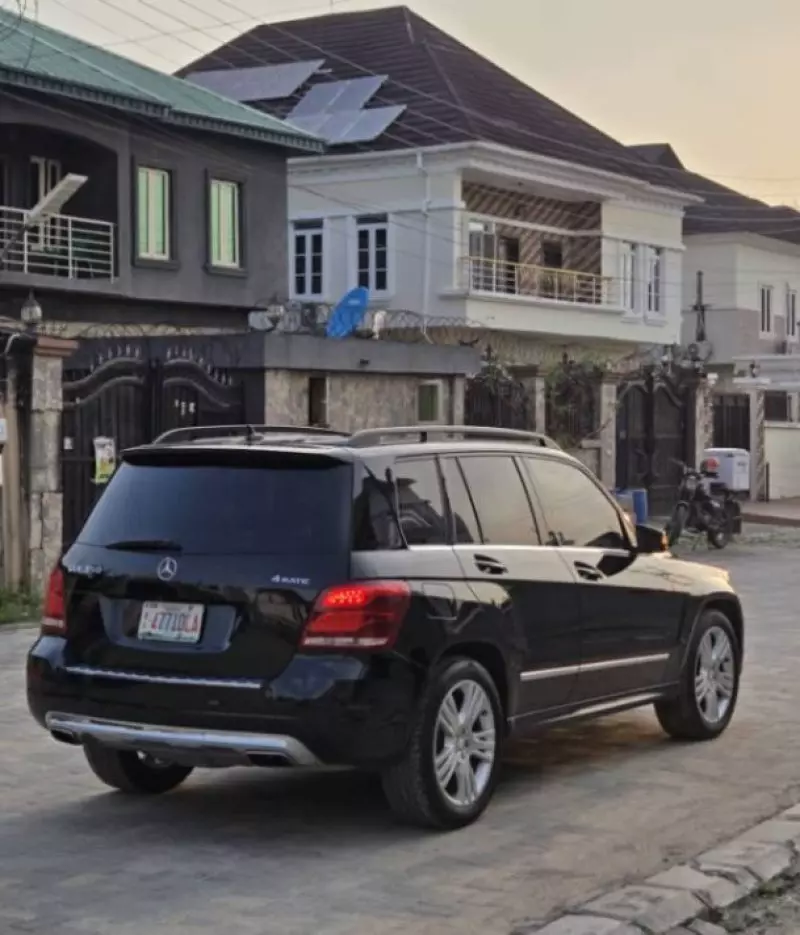 Mercedes-Benz GLK 350   - 2013