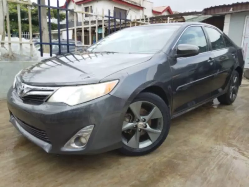 TOYOTA Camry   - 2014