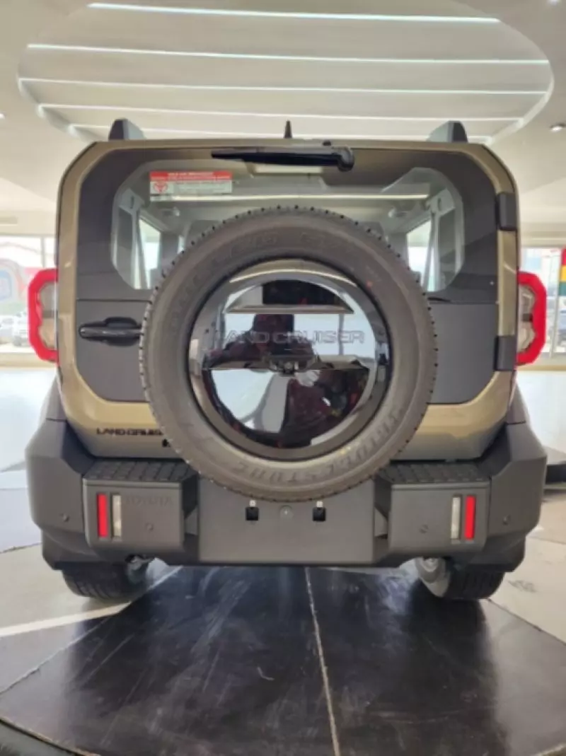 TOYOTA FJ Cruiser   - 2026