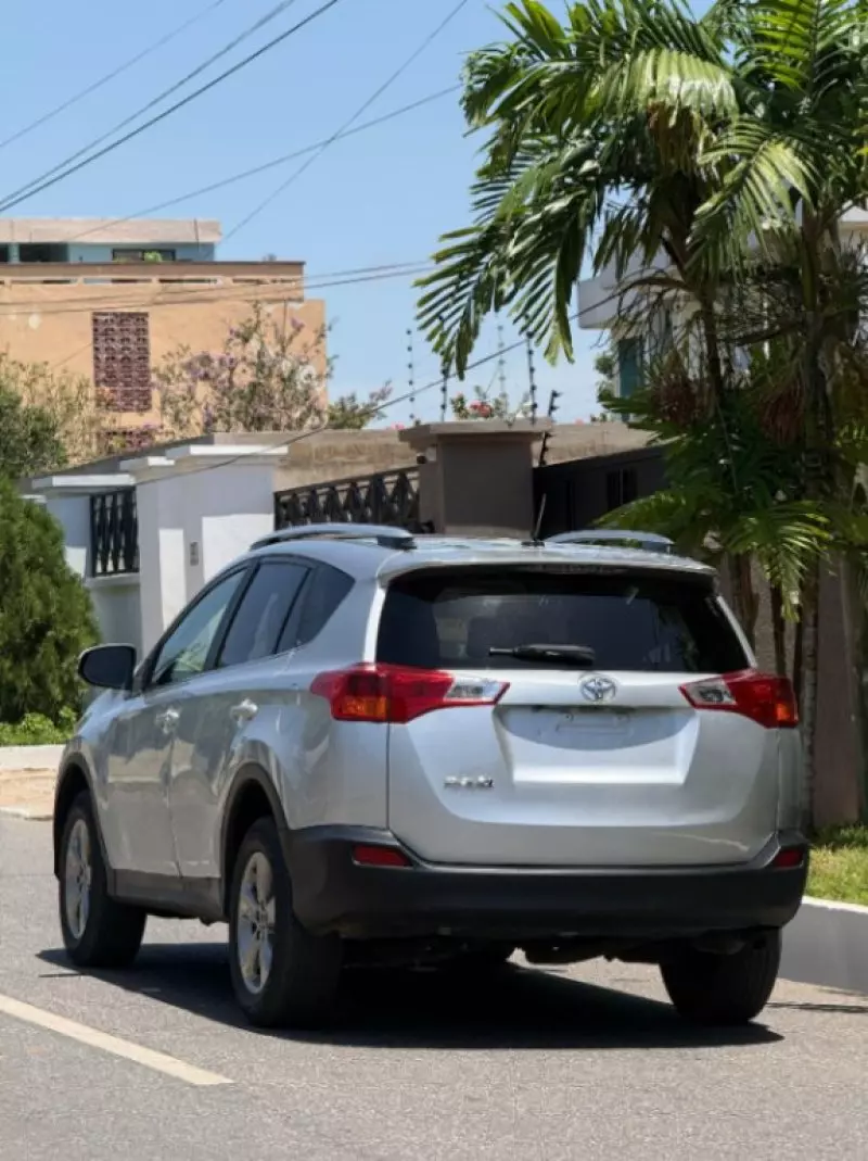 TOYOTA RAV 4   - 2015