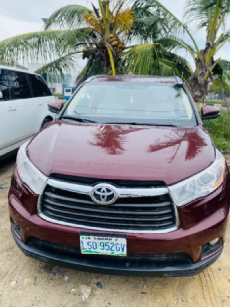 TOYOTA Highlander   - 2014