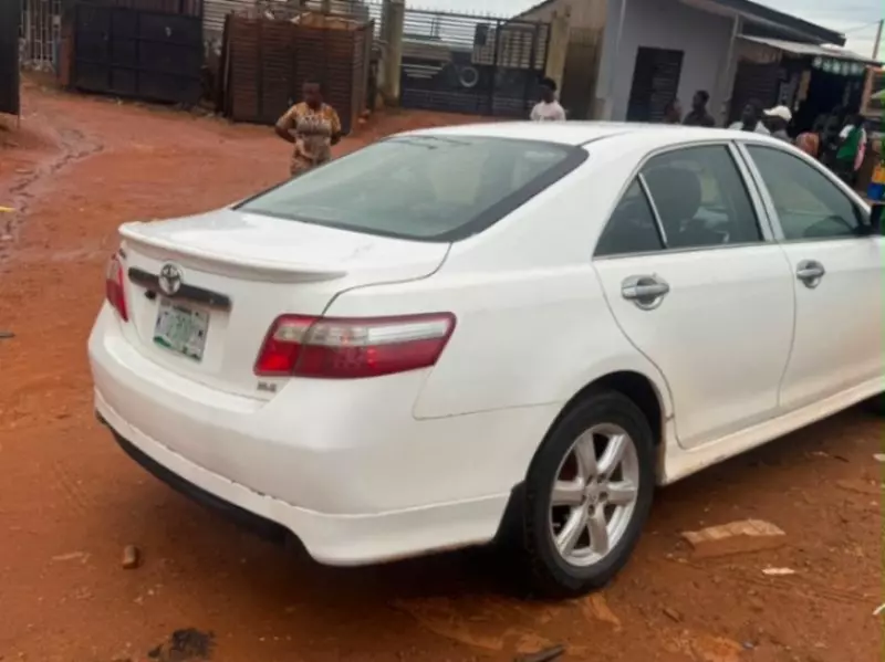 TOYOTA Camry - 2009