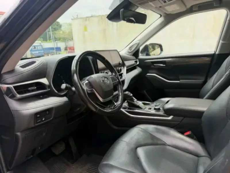 TOYOTA Highlander   - 2023