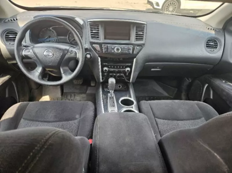 Nissan Pathfinder   - 2014