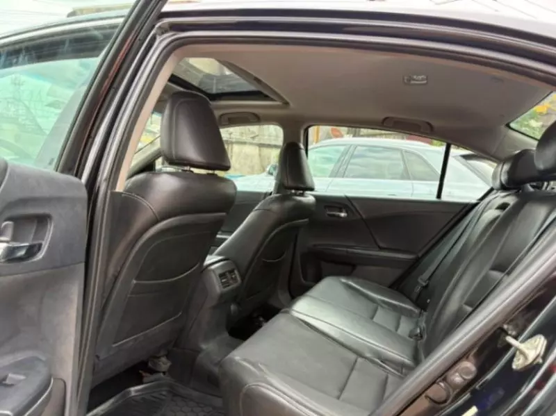 Honda Accord   - 2009