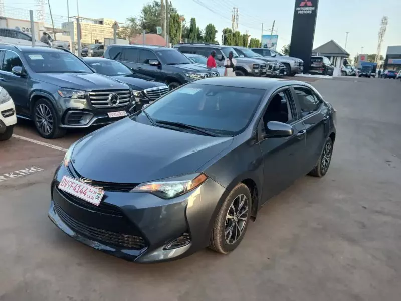 Toyota Corolla   - 2018