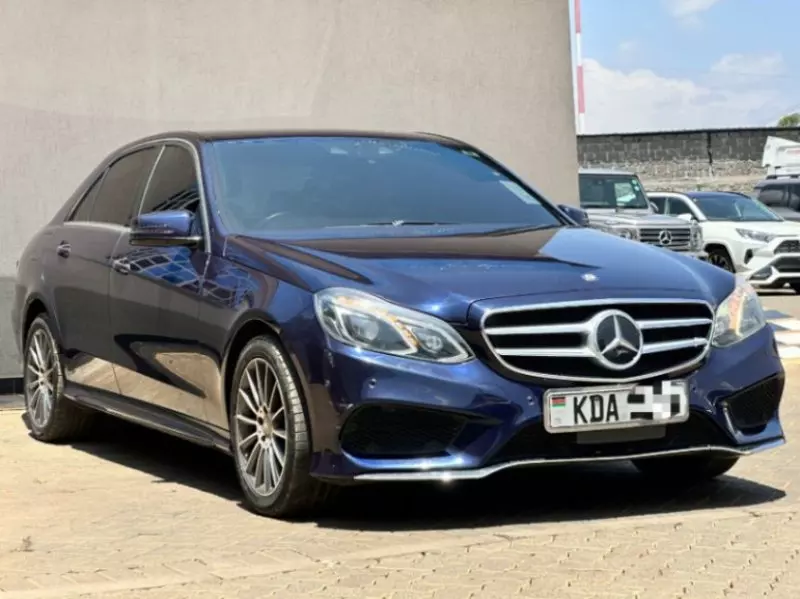 Mercedes-Benz E250   - 2013