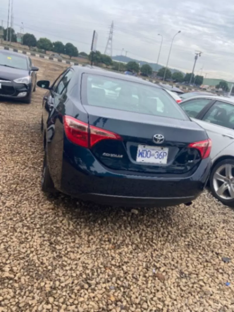 TOYOTA Corolla   - 2018