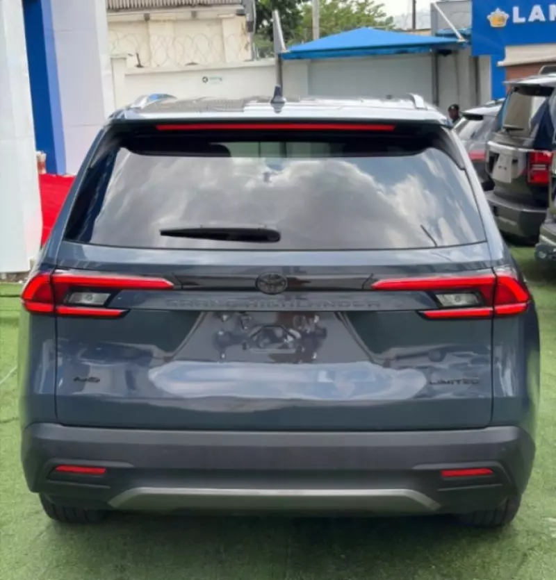 TOYOTA Grand Highlander   - 2024