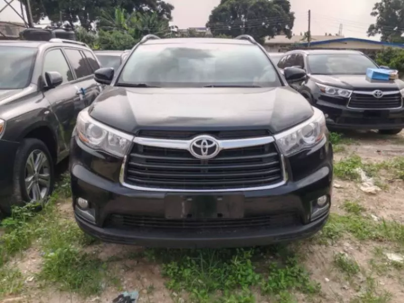 TOYOTA Highlander   - 2015