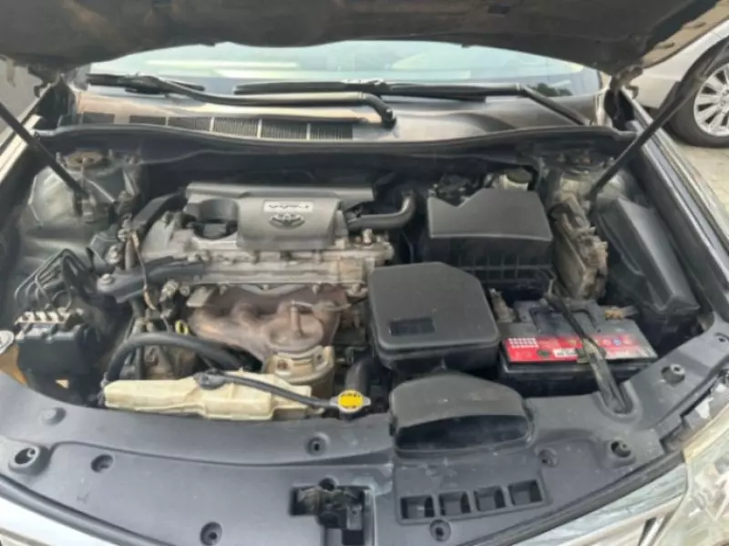 Toyota Camry   - 2013