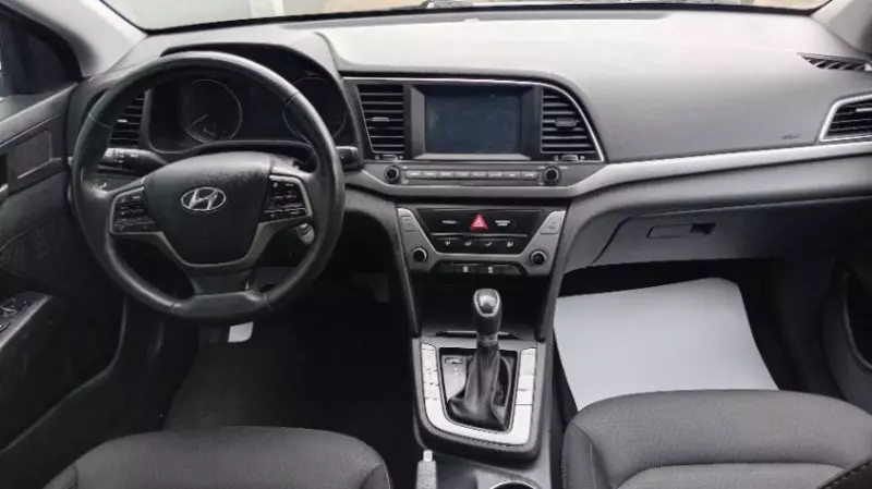 Hyundai Elantra   - 2018