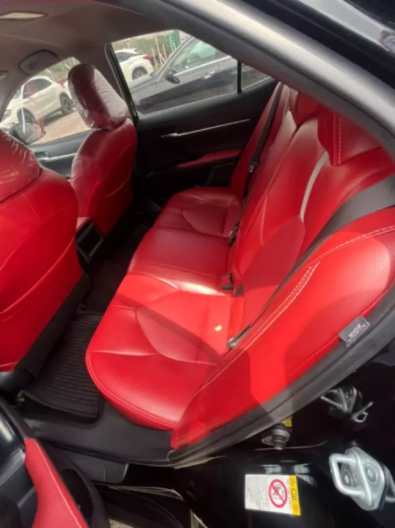 TOYOTA Camry   - 2018