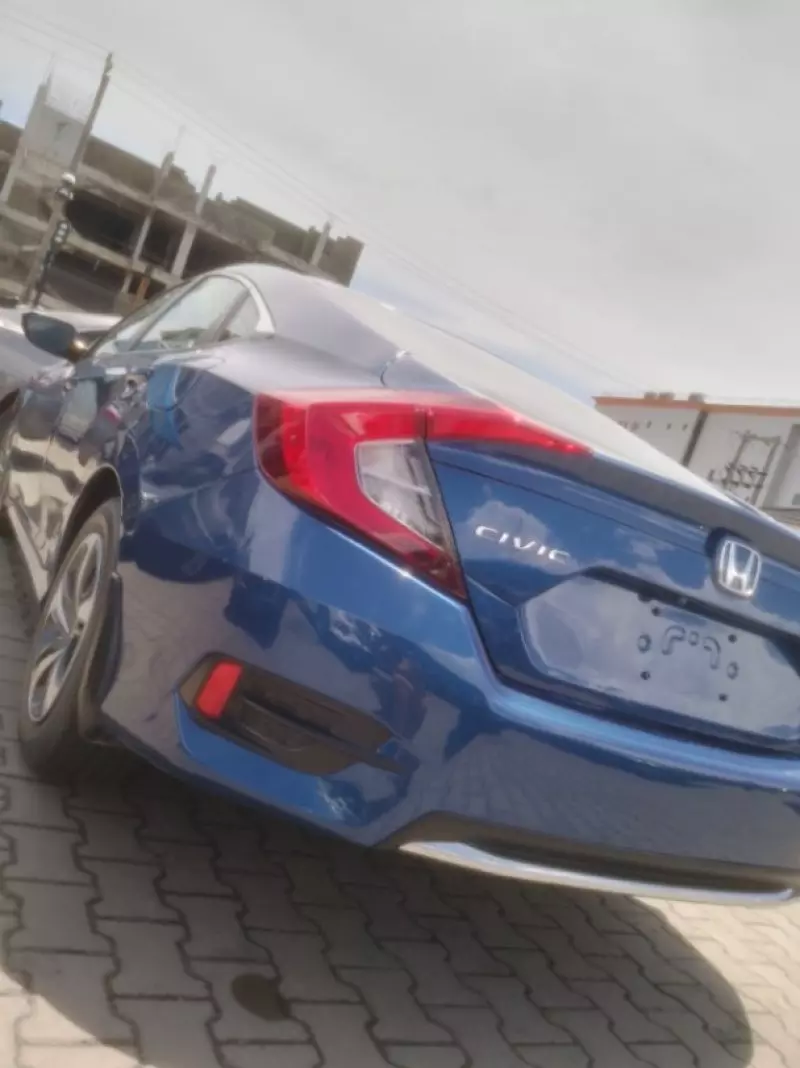 Honda Civic   - 2022