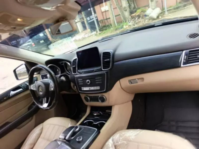 Mercedes-Benz GLE 350   - 2016