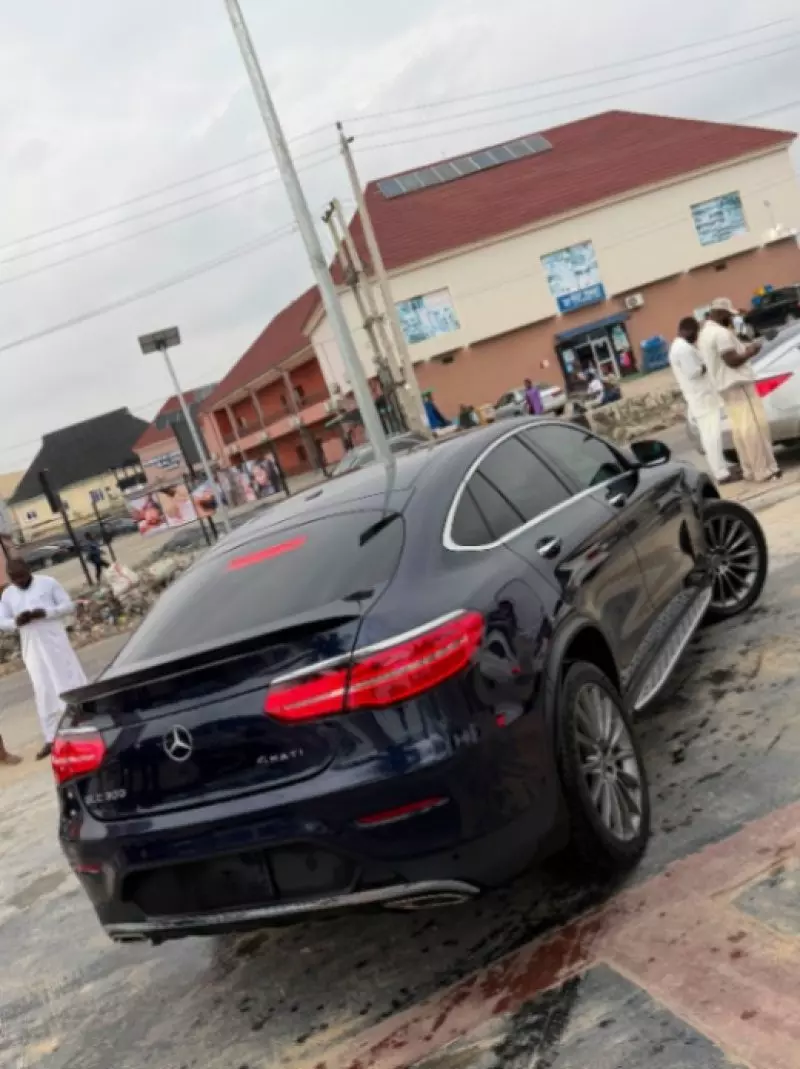 Mercedes-Benz GLC 300   - 2018