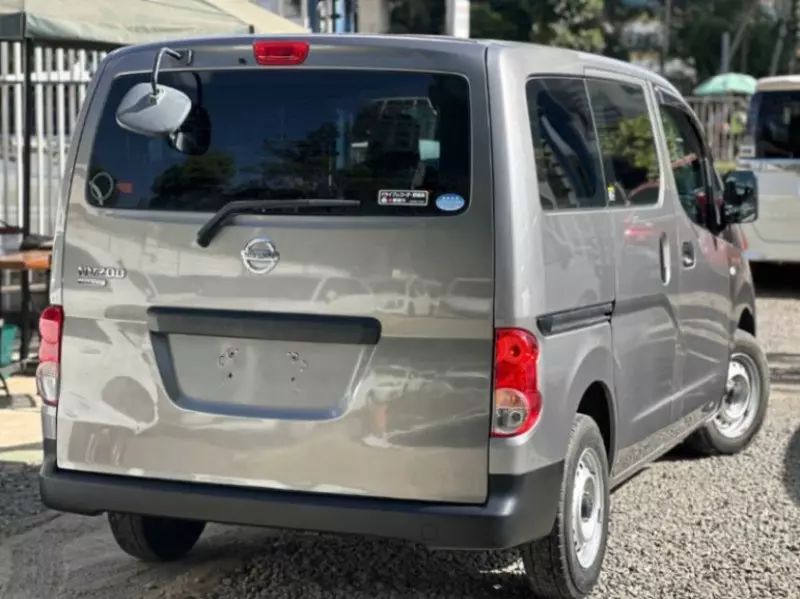 Nissan NV200   - 2022