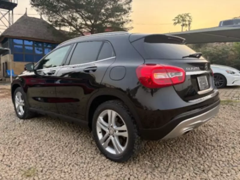 Mercedes-Benz GLA 250   - 2016