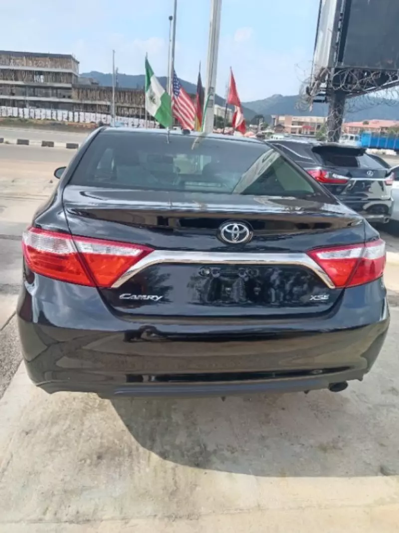 TOYOTA Camry   - 2017