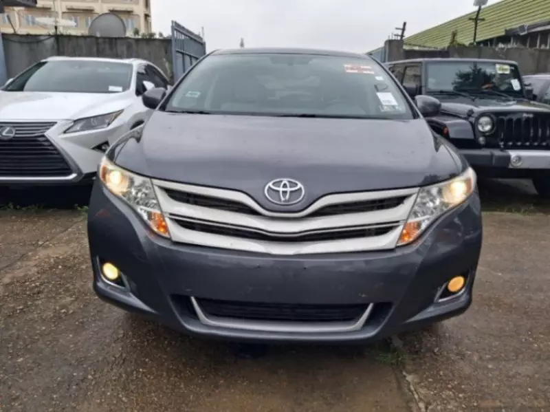 Toyota Venza   - 2010