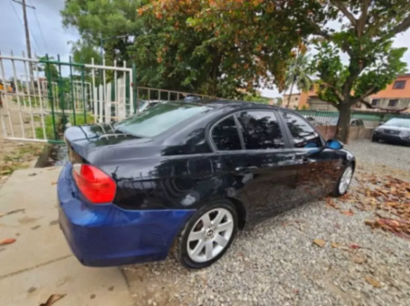 BMW 328i   - 2008