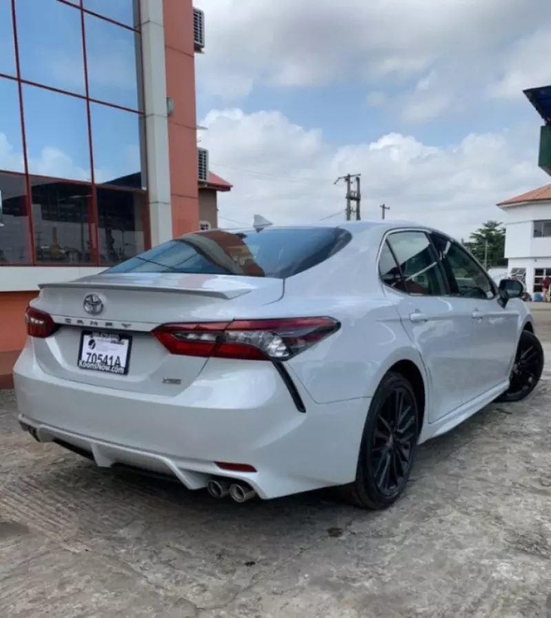 TOYOTA Camry   - 2024