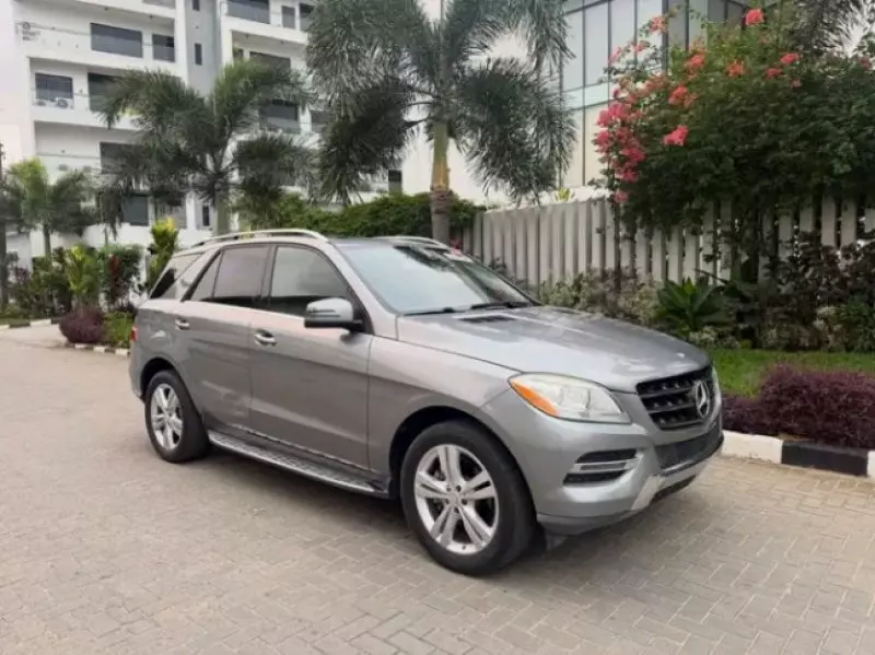 Mercedes-Benz ML-Class   - 2013