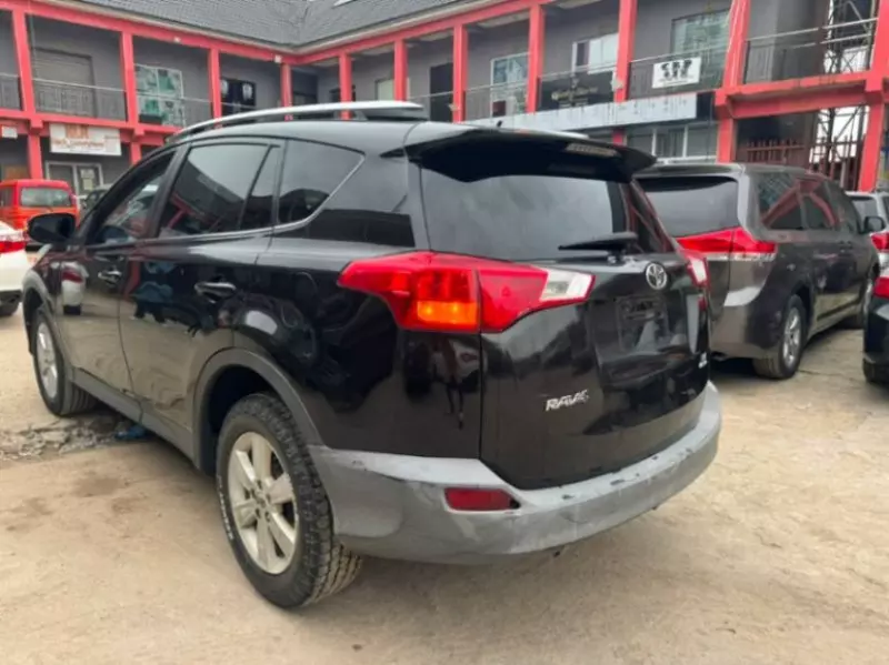 TOYOTA RAV 4   - 2013