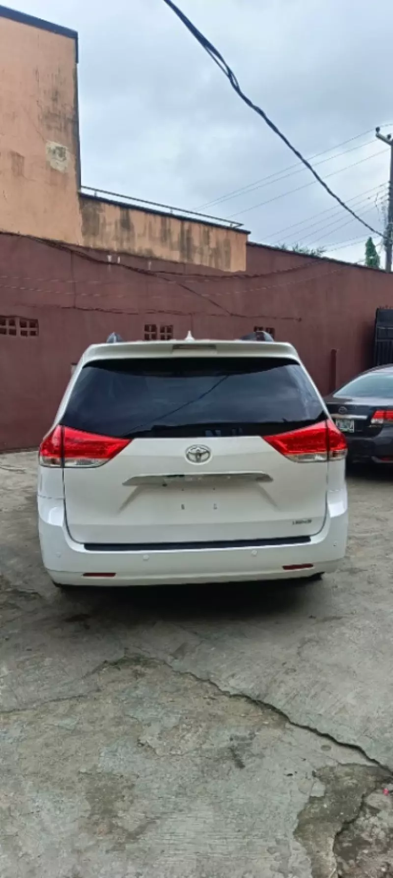 Toyota Sienna   - 2014