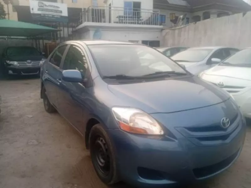 Toyota Yaris   - 2008