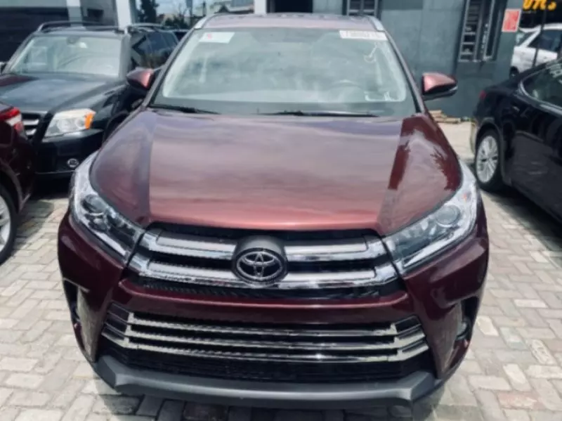 Toyota Highlander   - 2015