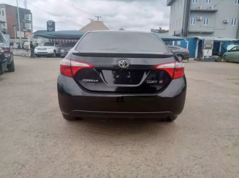TOYOTA Corolla   - 2014