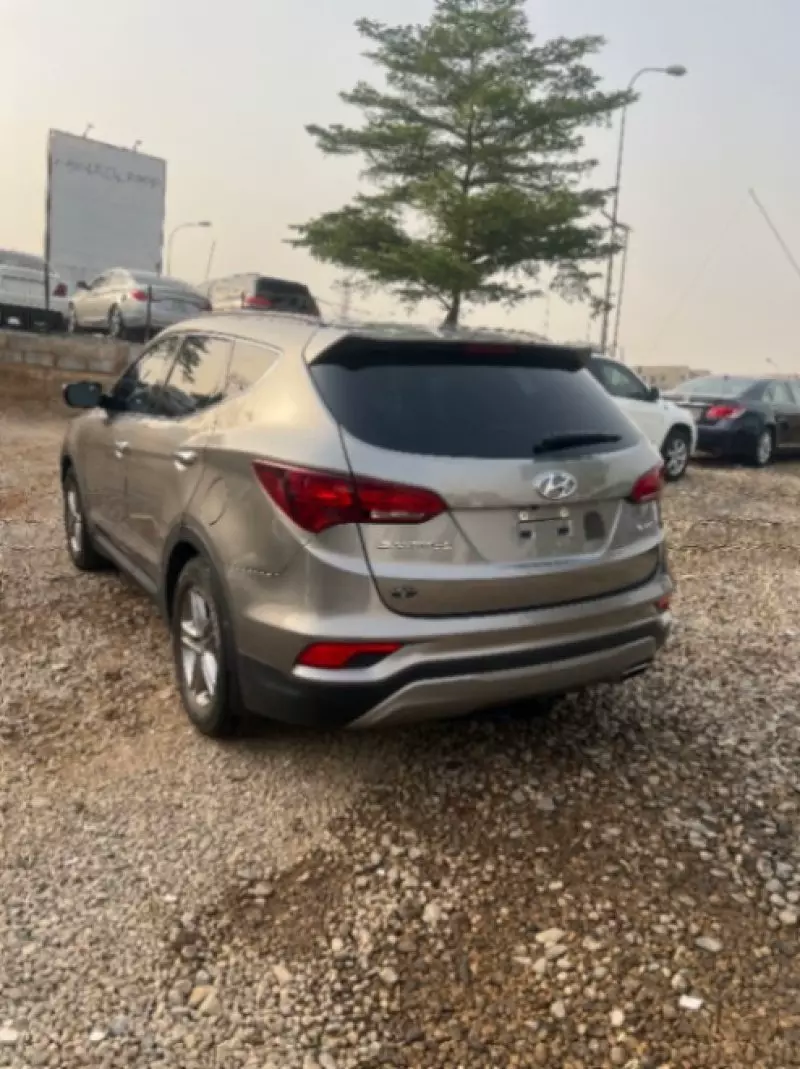 Hyundai Santa Fe Sport   - 2017
