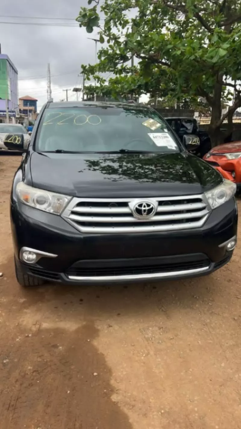 TOYOTA Highlander   - 2012