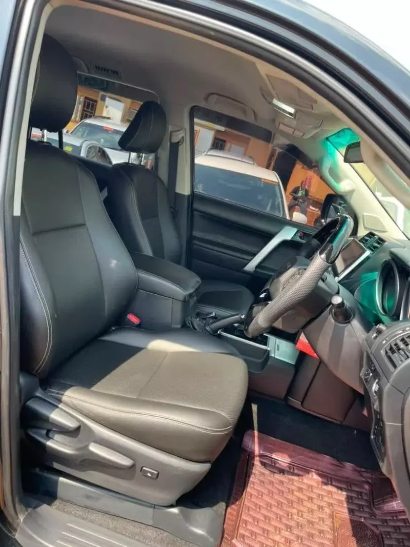 TOYOTA Landcruiser Prado   - 2017