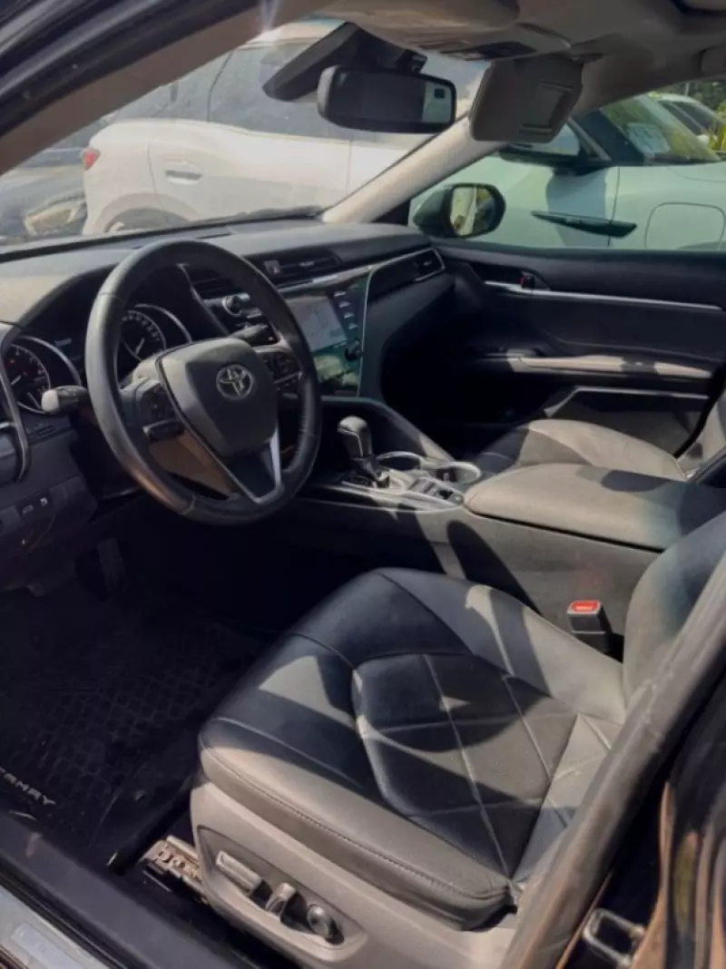 Toyota Camry - 2018