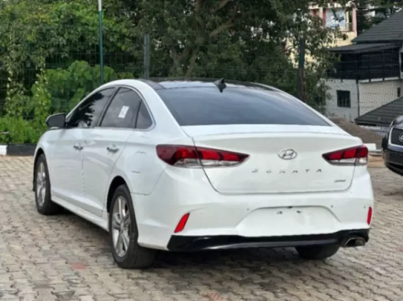 Hyundai Sonata   - 2019