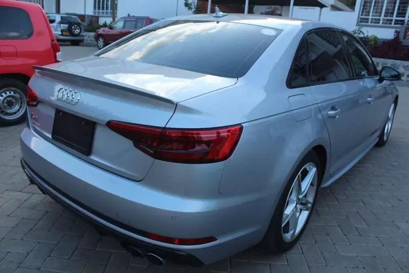 Audi S4   - 2017