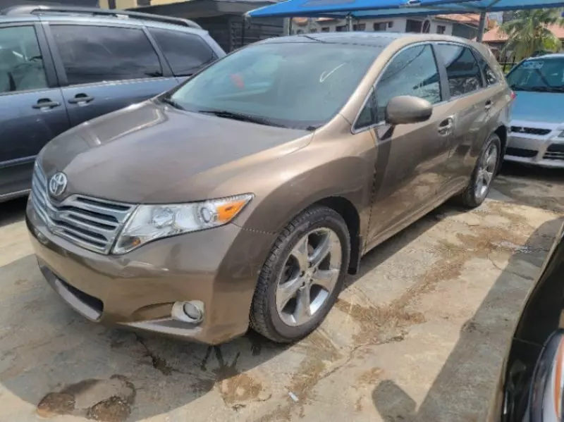 Toyota Venza   - 2010
