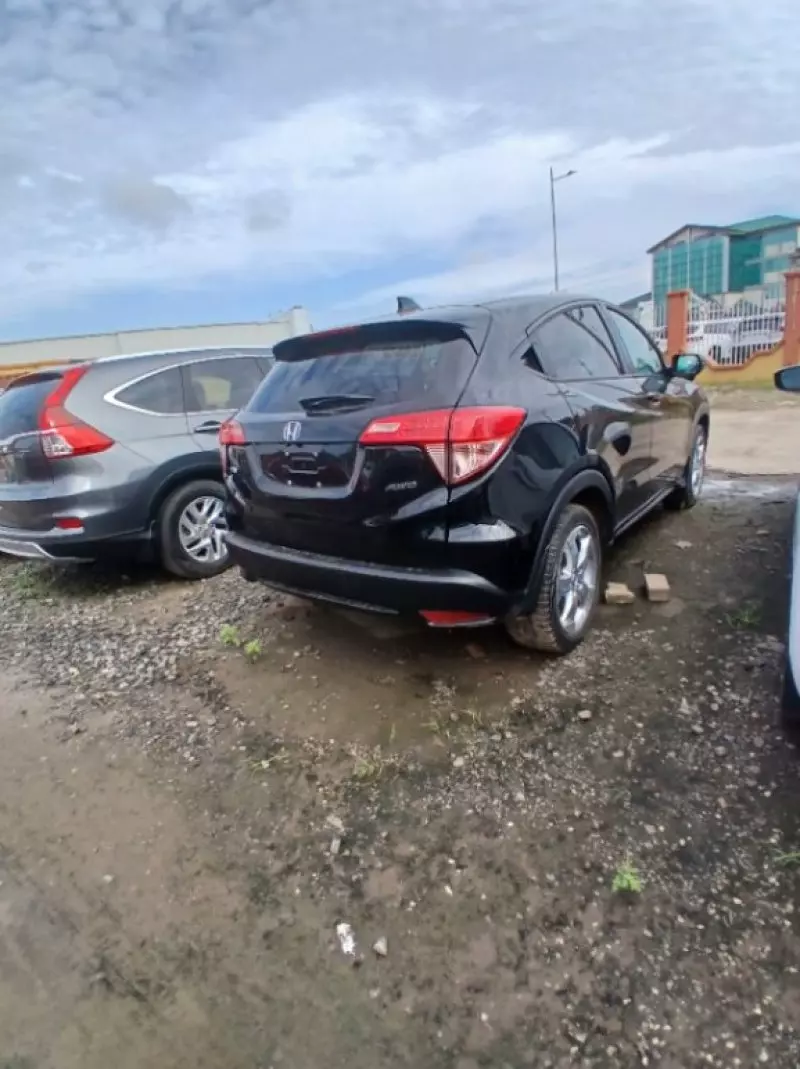Honda HR-V   - 2016