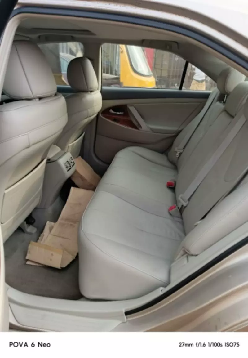 TOYOTA Camry - 2009