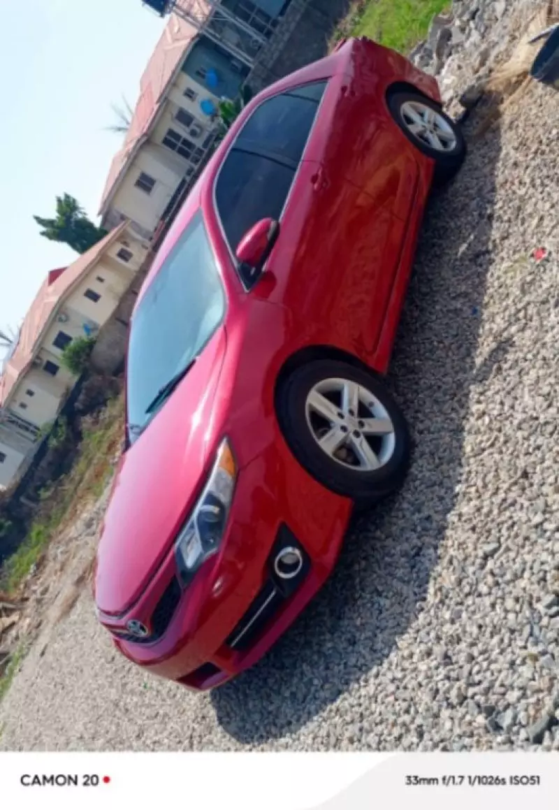 TOYOTA Camry   - 2014