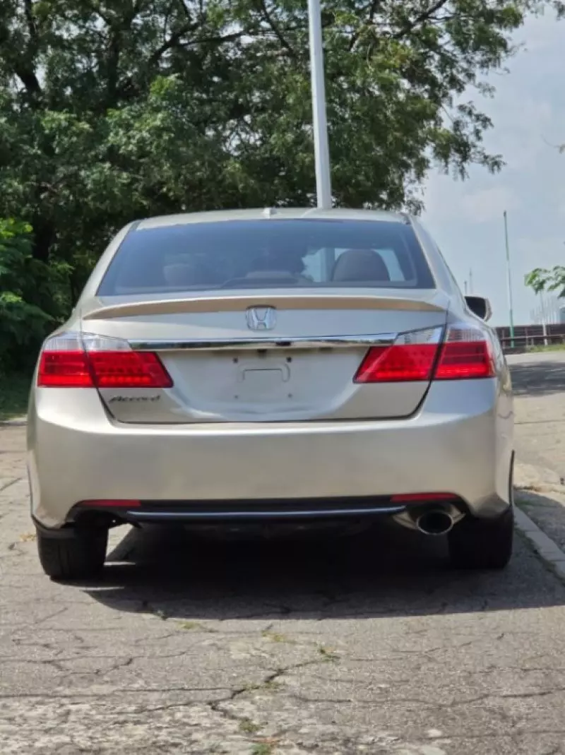 Honda Accord   - 2013