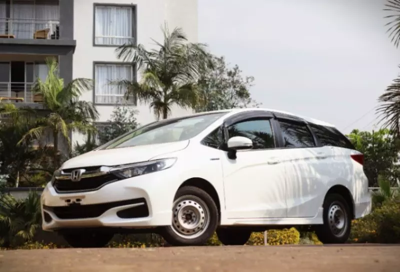 Honda Fit shuttle    - 2018