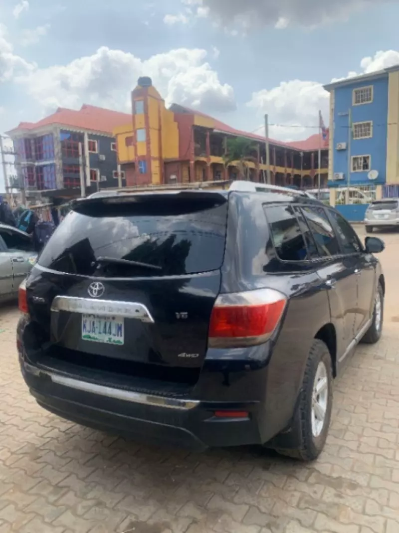 Toyota Highlander   - 2008