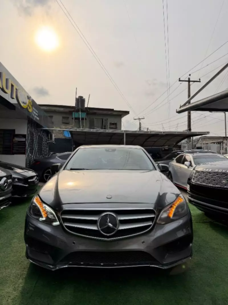 Mercedes-Benz E-Class   - 2011